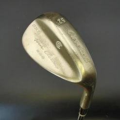 Cleveland Tour Action 900 BRZ 52° Gap Wedge Regular Steel Shaft Golf Pride Grip